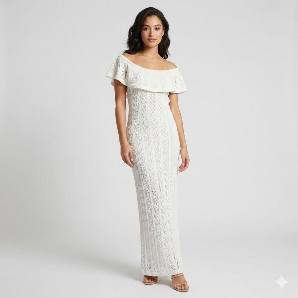Fashion-to-figure Women's White and Cream Dress  Size 1 US 14-16